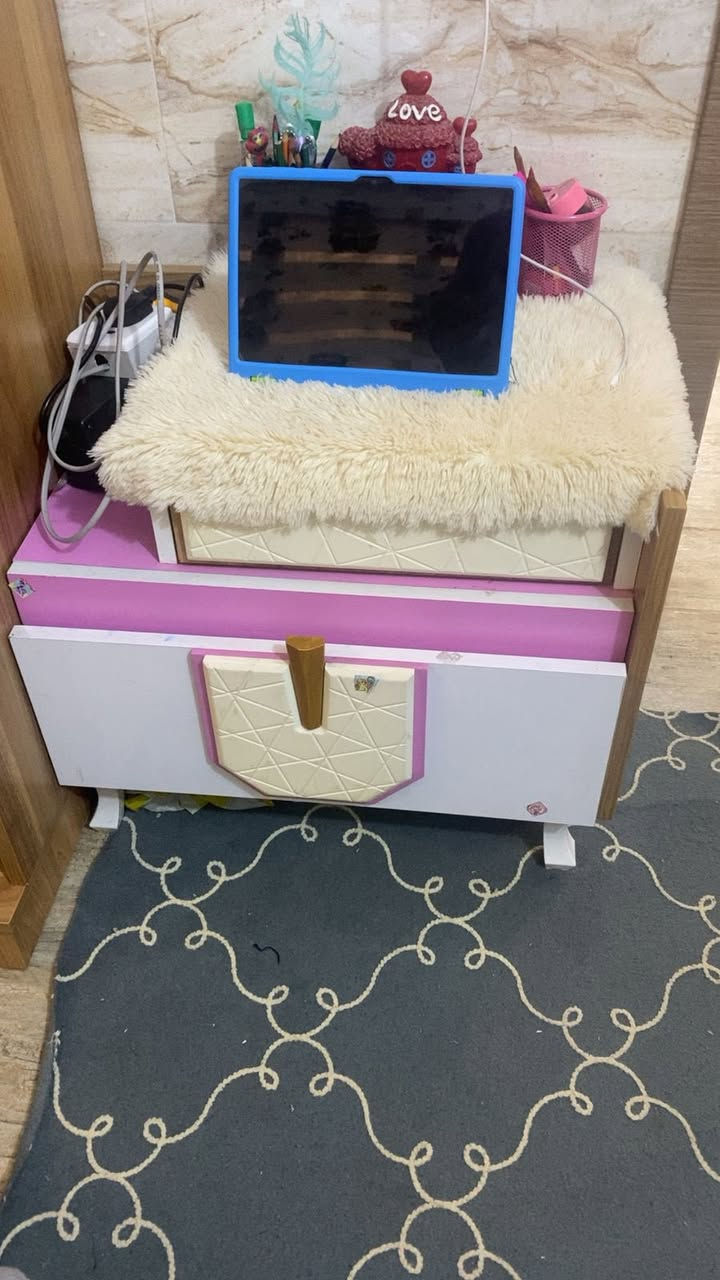 سلام عليكم
للبيع 
غرفه نوم
اتصال 📞 : سلام عليكم 
للبيع 
غرفه نوم
الاتصال ‭0782 463 5339‬
