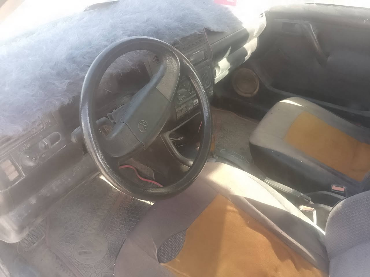 السلام عليكم كولف 95اتو محرك 2000 شرط التحويل مكينه وكير خير من الله يرادله اشويه ترتيب سعر 30وبيه مجال اتصل وتساب*********** أو امراوس

