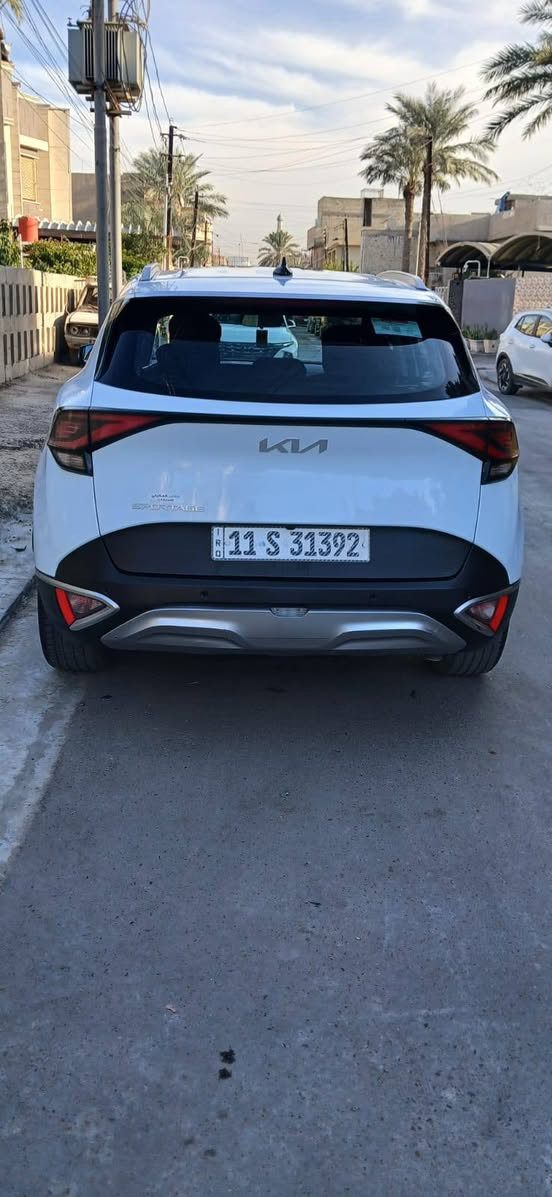 السلام عليكم للبيع كيا سبورتج ٢٠٢٣ وراد خليجي رقم بغداد السياره مكفوله كفاله عامه من البارد ولتبديل ولصبغ سياره جديده ماشيه٢٩الف كير مكينه تبريد كله مكفوله السياره فول موصفات عده البنوراما السعر ٢١٥ وبيه مجال للستفسار***********بغداد الطالبيه بغداد, العراق
