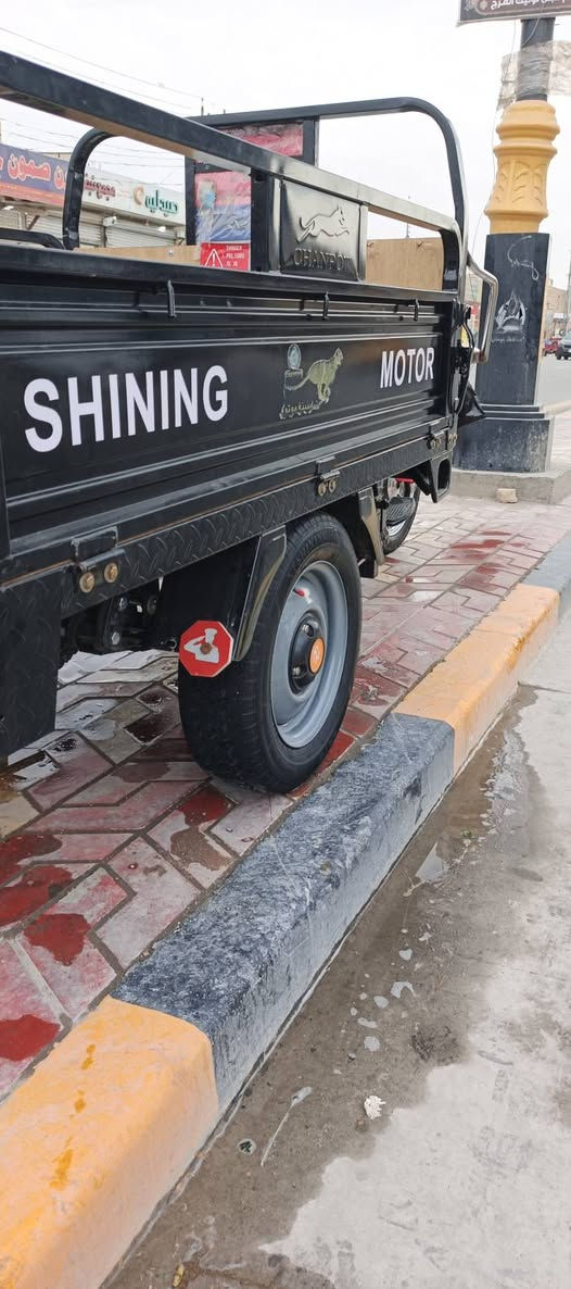 سلام عليكم  ستوته للبيع او للمراوس حسب القناعه لون برتقالي لو سمائي ***********رقمي بي واتساب عماره ابو رمانه
