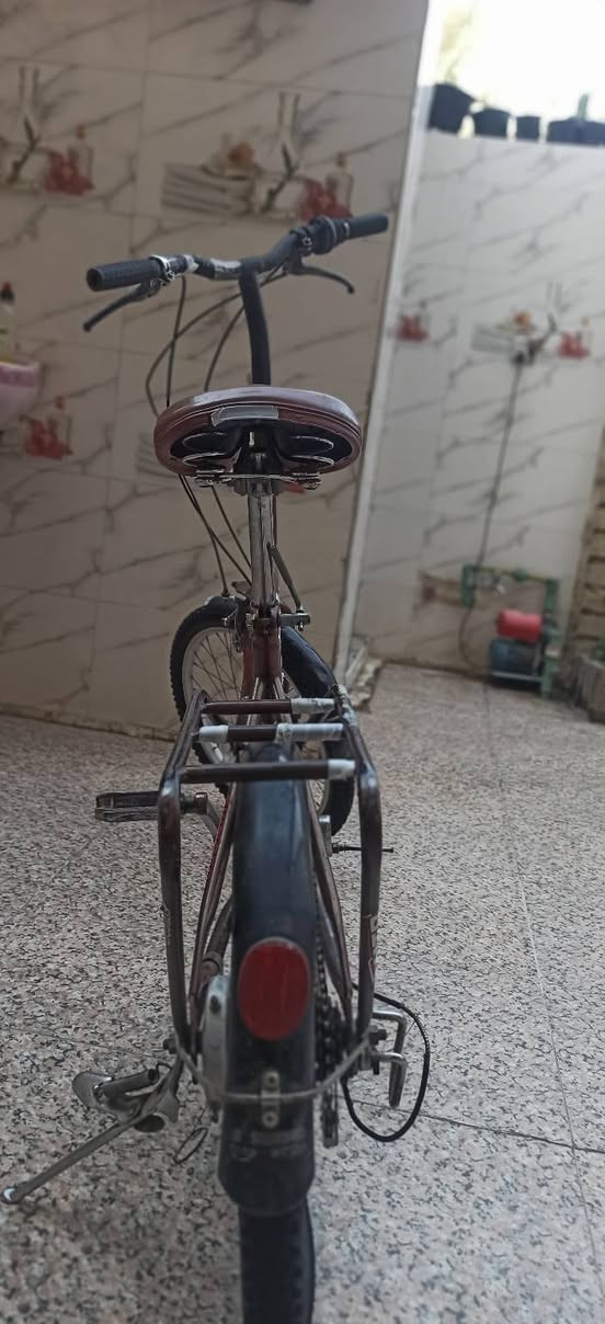 بايسكل للبيع ياباني بالة اصلي عنوان بغداد نهاية حي اور السعر 70 وبي مجال للاستفسار  او واتساب ***********
