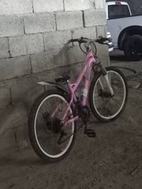 بايسكل • نظيف • التاجي