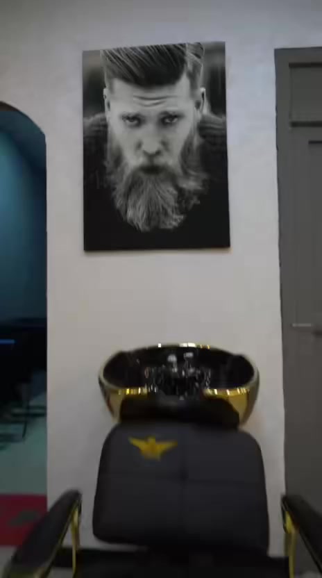 كرسي فارغ بسنتر انس بتكريت شارع الاربعين الشغل خير من الله والسنتر Vlb
سكن موجود ***********
