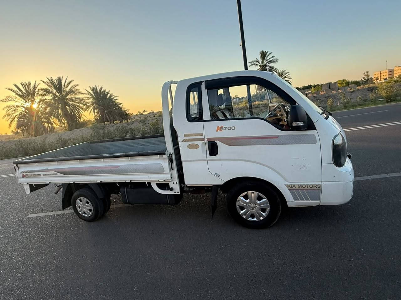 كيا ٢٧٠٠ رقم بغداد موديل ٢٠٢٠ سيارة قطرة صبغ مابيهة تحويل ثاني يوم ***********
