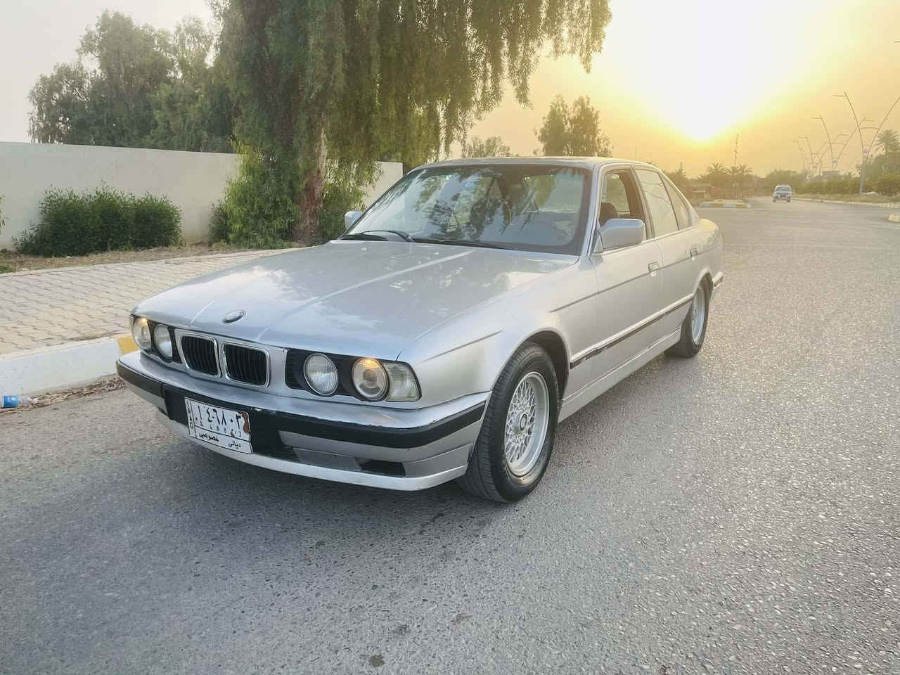 للبيع ب47 او مراوس
موديل 92 525 اصل وبليته 
كير مكينه مكفول صدر جديد 
تخم تاير جديد 
بدون ضربه ولا معجون مصبوغ للجماليه 
تبريد بي نقص سنويه جديد شرط تحويل مكاني ديالئ *********** خاص او اتصال
