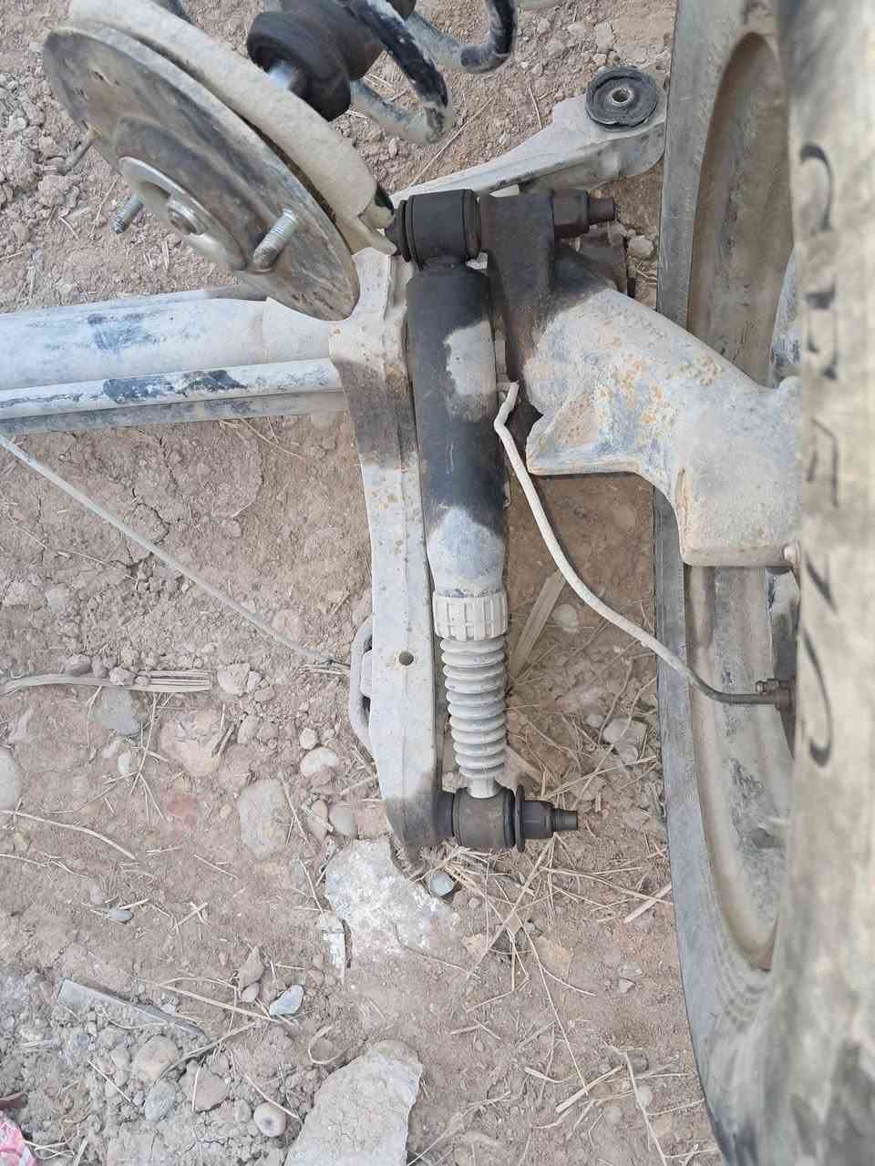 غراض سمند تفصيخ وعندي راديتر ماءوتبريد وجامة خلفية وجام ابواب ***********
