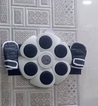 بلوتوث • يشغّل موسيقى • سبيكر