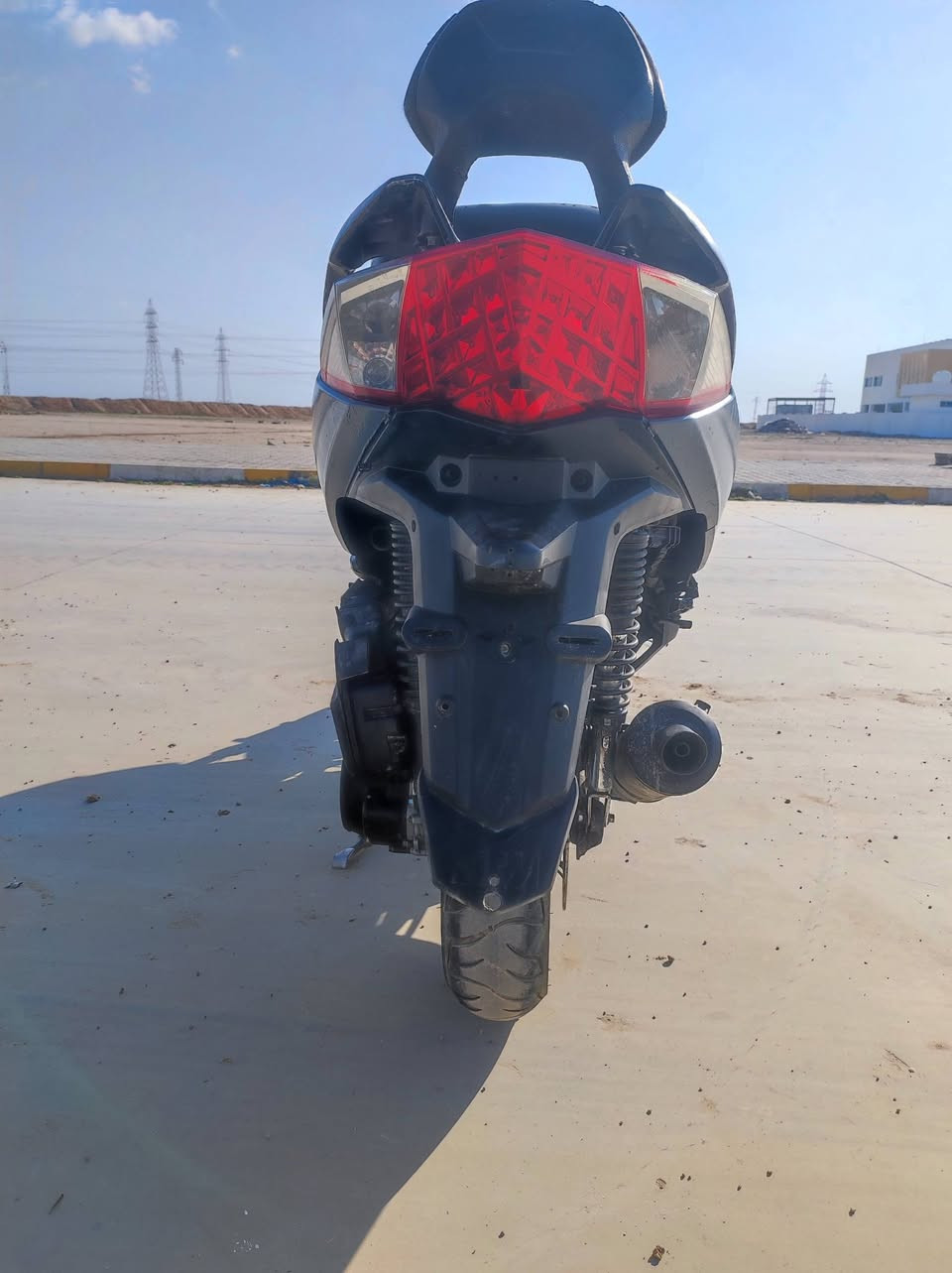 يا الله سلام عليكم داجة سيام  سعر ٢٠٠  الف عزيزي اذا مو شراي لا تعبني


**إذا كنت صاحب هذا الإعلان وتريد حذفه لأي سبب، رجاءا أرسل رسالة إلى الدعم الفني**