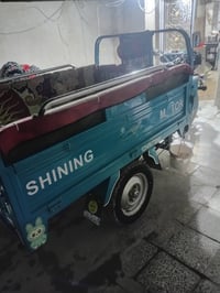 ستوته صقر مديل ٢٣ اوراق اصوليه مليونين ونص وبيها مجال 07707072339 بغدا...