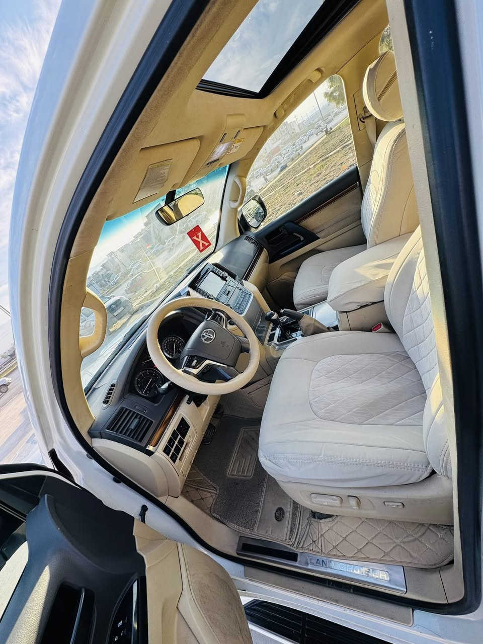 ‎السيارة أحلى من الصور بالحقيقة –
‏‎تويوتا لاند كروزر (2016) مواصفات (gxr)

‏‎♦️تويوتا لاند كروزر موديل (2016)
‏‎مواصفات (VXS) فول مواصفات 
‏‎محرك cc (4600) (V8) فول فول 
                 
‏‎♦️ سيارة قطع اسود صبغ حزام جمالي بدون صقف بدون جملغ خلفي  بدون دواخل فقط قطع اسود 

‏‎♦️سياره داخل بيجي _

‏‎♦️سياره ماشيه (127) الف كيلو حقيقي بشرت 
♦️
‏‎‏‎محرك كير بشرط مامفتوح ♦️
‏‎‏‎سيارة حيل نظيفة كلشي عل بلاد لوك
‏‎‏‎سنوية زنكة كلشي جديد مدفوع لـ2029
‏‎‏‎باسمي السنوية بشرط تحويل و خرامة 
‏‎‏‎سيارة مابيـها دينار مصرف كامل من كل نواحي

‏‎♦️فول فول المواصفات  
‏‎بصمه + الانزلاق +كشن جلد + كوشنات تدفيئه + شاشات ايباد بيلادي +٥ كاميران 
‏‎ثلاجه + زينون+ كوشنات تبريد +الخزينه 
‏‎+هواء مزدوج + نيظام ايكو سبورت +حساسيه الديك المؤخره مرايات 
‏‎+الفتحه + باب الخلفي جگ + وادار امامي
‏‎دبلات كهرباء _ سياره فول موصفات

‏‎♦️نظافه ١٠٠٪؜ كامل سيرڤس بدون نقص و مصرف 

‏‎♦️سياره مال بيت  أي نقص مابيها ٤ إيطارات جديده 

‏‎♦️نفسي يوم / تحويل مباشر حول
‏‎مكان /داخل سليمانيه 
‏‎سعر400 ورقه بي اشوية معاملة 
‏‎رقم/***********
