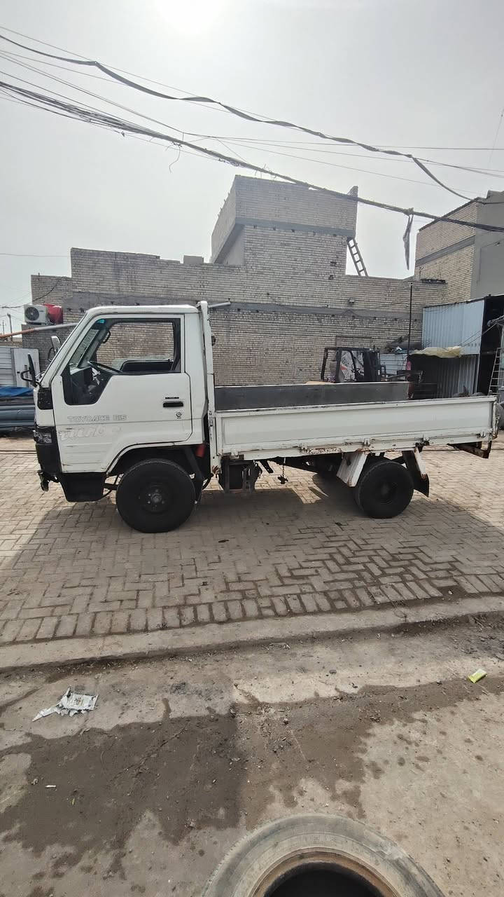 تيوتا داينا
اصوليه بسمي موديل 1993 مكينه وكير كيا ٢٧٠٠ رقم ديالى الماني سنويه ٢٠٢٩

سعر ٢٣
مكان بغداد 
***********
