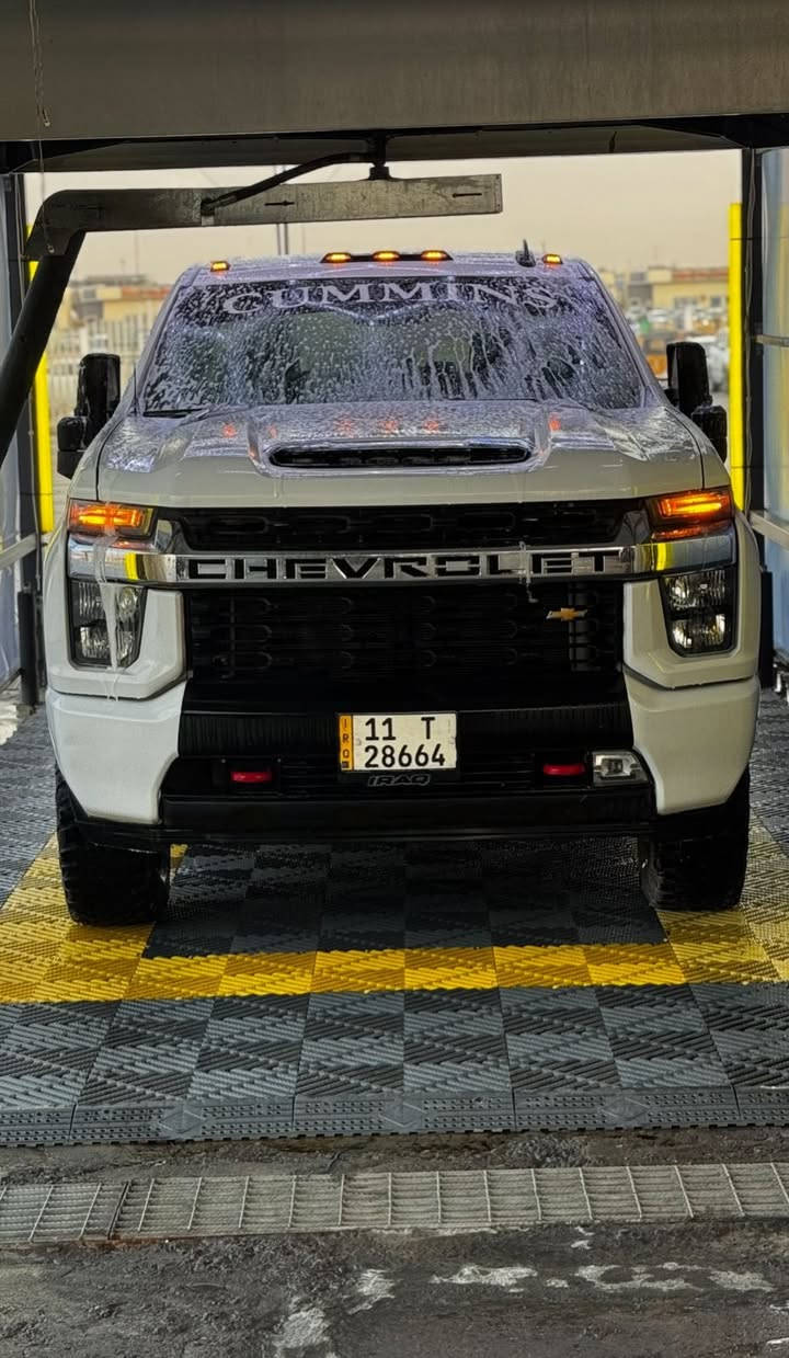 السلام عليكم للبيع سلفرادو 2500 HD  مواصفات LT شاشه كبيره كشن كهربائي تدفئه كشنات تدفئه ستيرن محرك 6.600 بانزين ماشيه ٥٣الف كيلو رقم بغداد بأسمي باب طويل بدي قصير عليها كزوز وشوته بس الشوته بس شكل ما رابطها صور الحادث بلمنشور     للتصال 
***********
