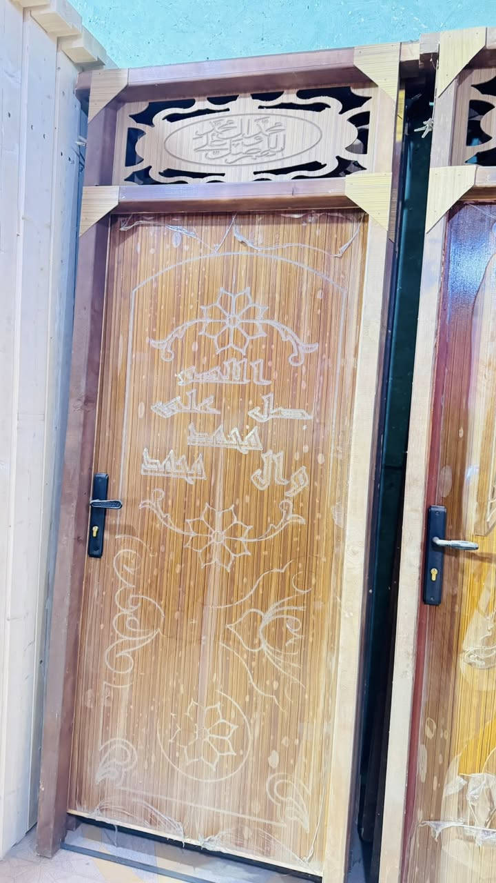 تم وصول باب وجرجوبه خشب شغل ثكيل 
السعر ١&٢يبدءمن ٥٧ فقط 🔥
يوجد اسعار جمله وتوصيل كميات 🌹مكاني حله كفل🥳  ***********
