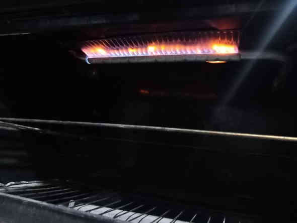 السلام عليكم
طباخ خمس عيون فرن فوك وجوه شغال نظيف كلشش نظيف اسمه الجي العربي سعره 130 الف العنوان المعلمين مال الامين قرب المجلس البلدي الرقم:***********
