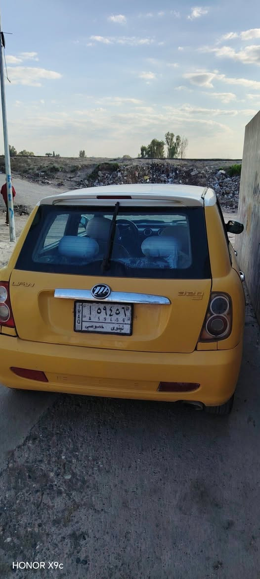 إيفان للبيع رقم نينوى ألماني شرط التحويل خصوصي بس لونها أصفر 
السعر 25  ورقة وبيها مجال 
مصبوغة عام موديل 2012
كابون بانزين بيها 
كير مكينه انضاف 
تخم ويل كب
وبيها طخه بجاملغ الخلفي
مثل ما واضح بالصورة 
***********
***********
