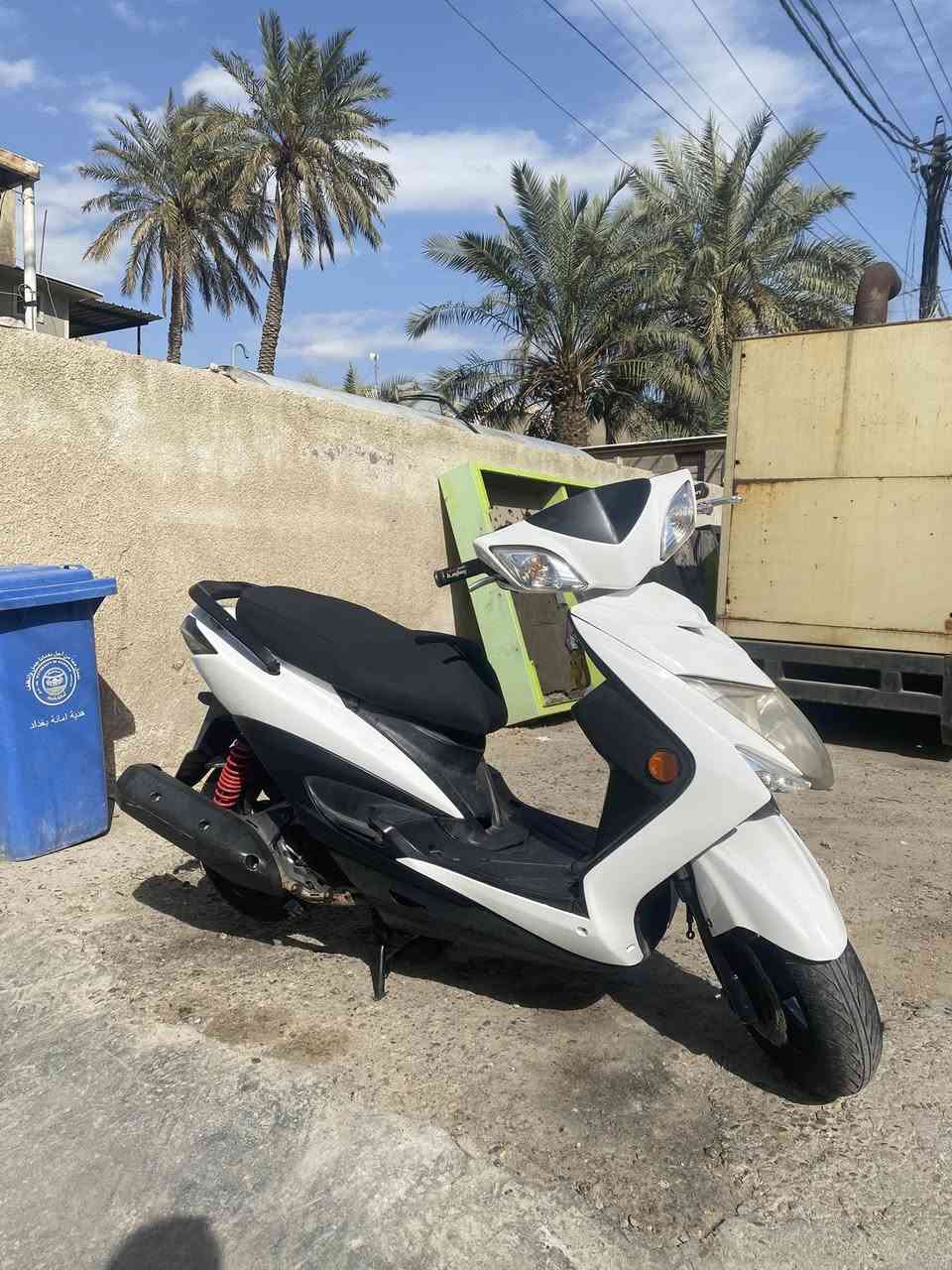 سلام عليكم للبيع لد بلاديه كفاله عامه مكينه وكهربائيات كله شغال نقص بس فج مكاني بغداد حي الجامعه ***********
