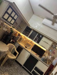 المنيوم • ٧٠٠ • مكان شعب