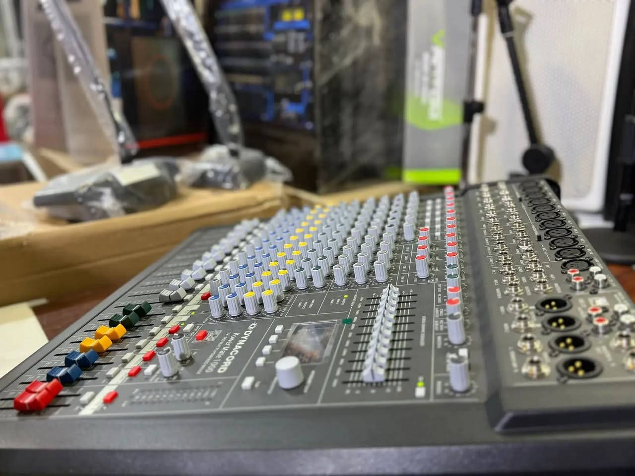 بسم الله الرحمن الرحيم 
اللهم صلِ على محمد وال محمد 
وعجل فرجهم والعن عدوهم 
...
#عرض
جهاز داينكورد حجم (1000)
السعر أربع اوراق....
للتفاصيل الأتصال على الرقم ادناه...

***********
