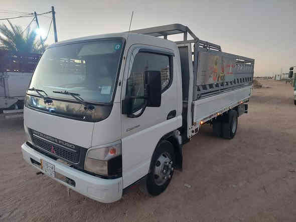 سلام عليكم ورحمة الله 
كنتر للبيع موديل 2015
كفاله من صبغ وضربه اخوان اني مكلف بنشر اليحب يستفسر اكثر راح اخلي تلفون صاحبه ربي يحفضكم ***********
سعر 190
