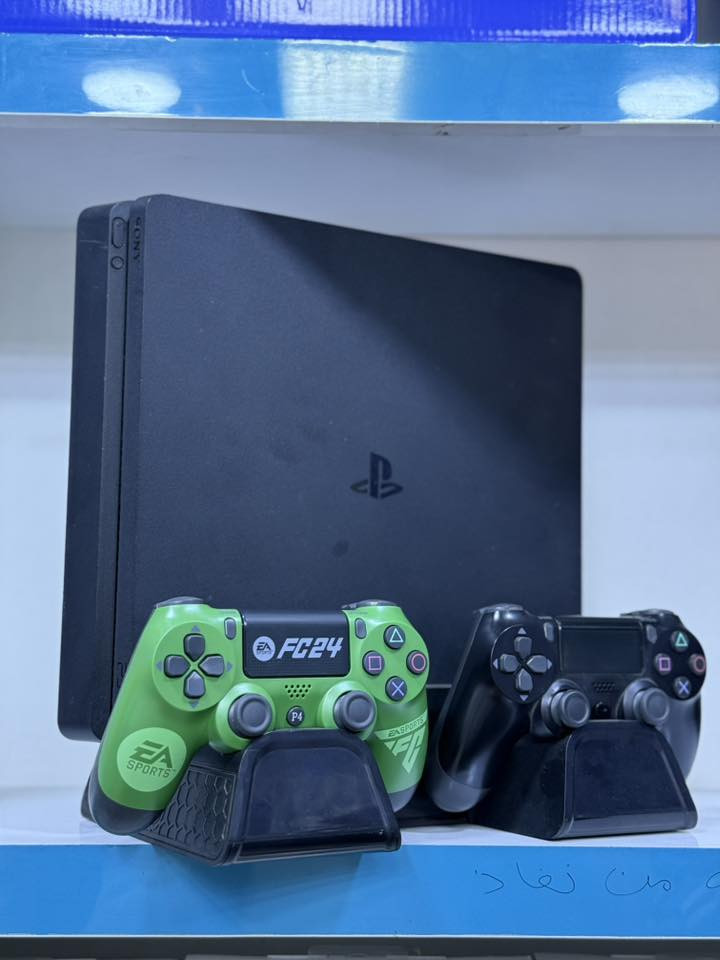 سلام عليكم
بلي 4 مهكر كامل معه الالعاب 240

بلي 4 اولاين كامل ملحقاته 200 معه حساب بداخله FC26
كربلاء سيف سعد للستفسار ***********
