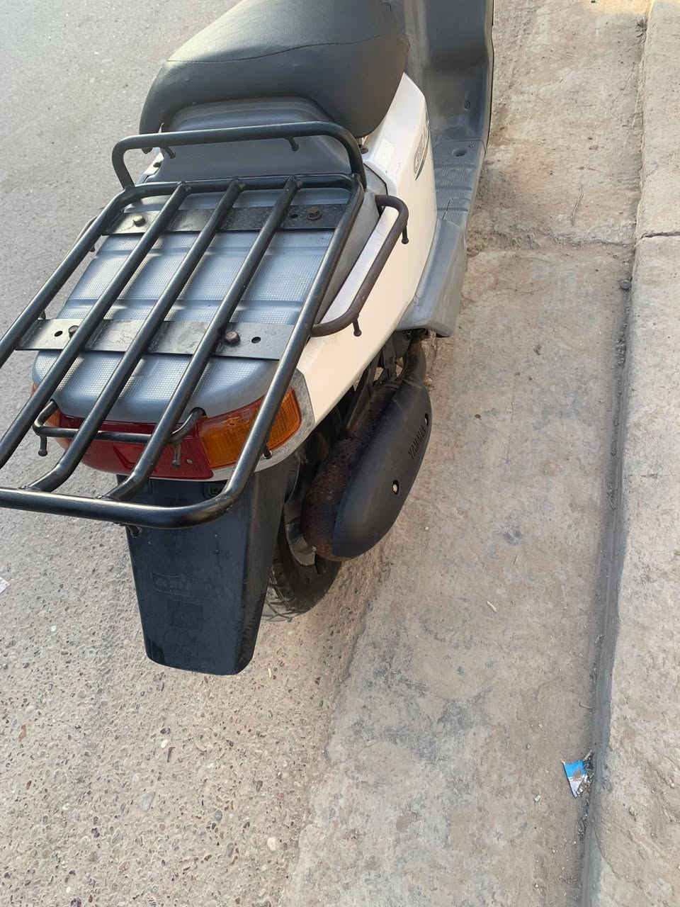 السلام عليكم بيكم سلف هندر شلعه معدل كهربائيات كامله كفرات اصلي كله شغال دراجه جاهزه وبلاديه شرط الفحص مكاني بغداد الحبيبيه قرب مطعم وليد ابو الكص ***********
