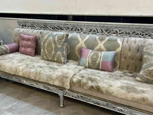 تخم للبيع كويتي نضافه ١٠٠/١٠٠ سعره مليون وبي مجال ***********
