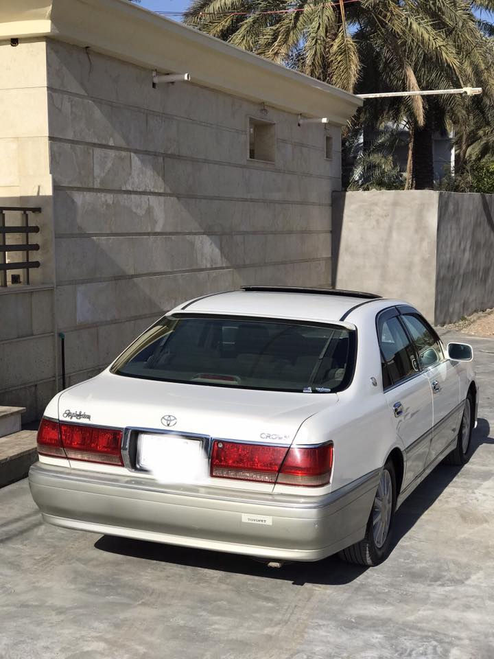 للبيع ملكه 2003
3دكم كرستال فول. فتحه برته كهرباء كشنات كهرباء 
مكفوله من الصبغ ما عدا مكان الكص كصه قماره فقط 
ماشيه ميه و ثمانين اخت الزيرو السعر 50 و بيها مجال بسيط مكانها ديالى ***********
