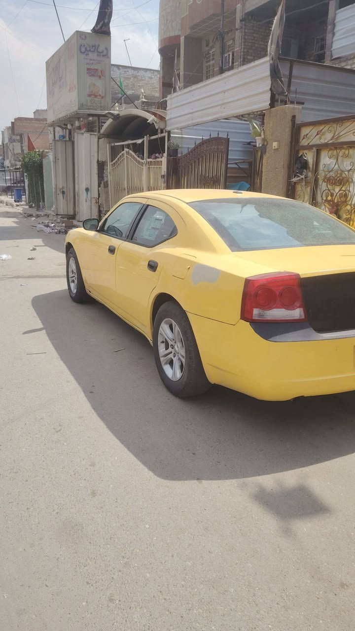 سلام عليكم جارجر 2010 اصل كير ومكينه مكفولات وخير من الله مكينه 3500 السياره بسمي رقم نينوه انكليزي تخم ويل مال كصه جديد حادث جاملغ عكس السايق وبنيد بدون بدون دواخل  منضومه تبريد كله جديد بيه بدايت ونه بل اكسل السياره تشغيا عن بعد سيرفس طافي بكاني بغداد رقم الهاتف *********** سعر 86
