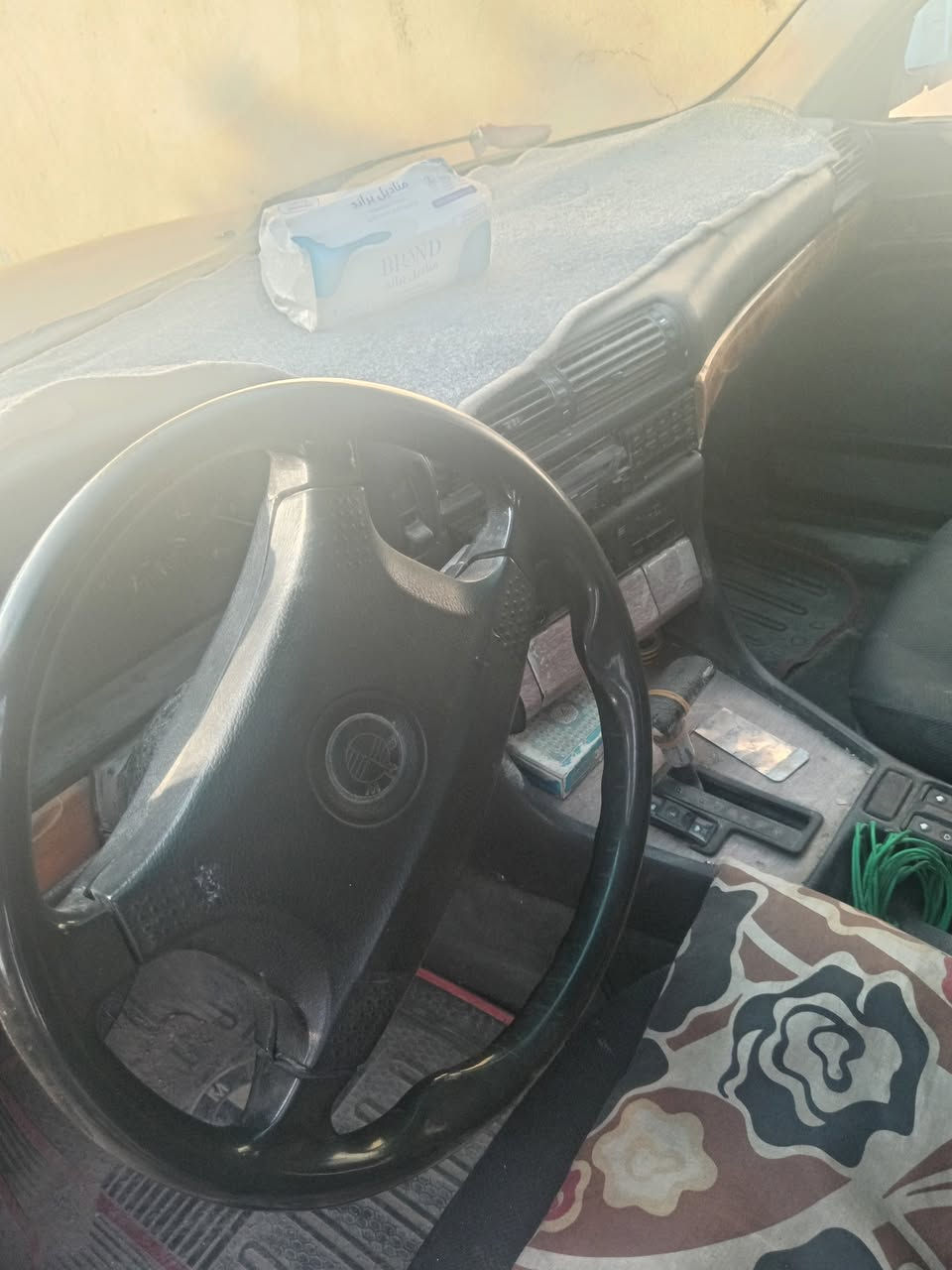 سياره بي ام موديل 93لون عنابي رقم اربيل
فقط بيه جراد دبل جام السعر 40وبيه مجال الاتصال ***********واسط
