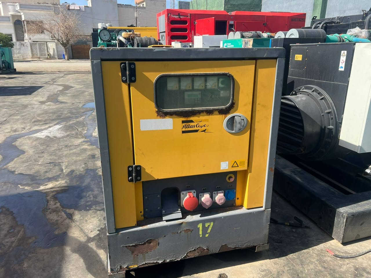 بيركنز 37كيفي اخت الجديده كاتم فول حمايه سعر ٥٥ورقه وبيه مجال للشراي ***********
