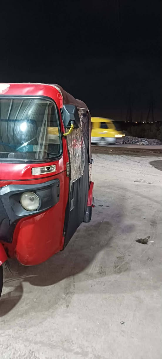 تكتك
موديل 18
بس هاي الضربه الواضحه بصوره
*********** اتصال فقط
سعر 4800وبيه مجال
