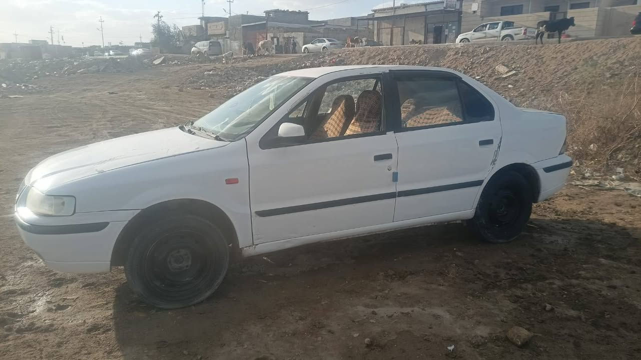 سمند للبيع موديل 2011مشروع وطني 
السنويه صاقطه ب 21 دگيتها مرور فقط عليها 
مال السنويه 120 ألف فقط لاتنقيص ولاتبخير 
السياره حلوه مكاني البصره قضاء القرنه ***********بيه واتساب ***********
السعر 36 وبيها مجال
