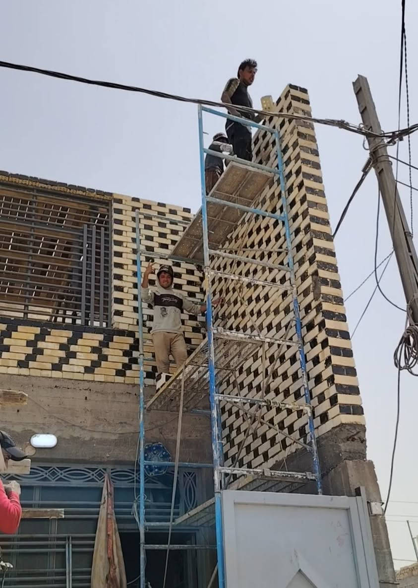 خلفه متفرغ من المناذره نشتغل جص سمنت بناء طابوك وبلوك وملتزم بلموعد انشالله هذا رقمي وتساب ***********
