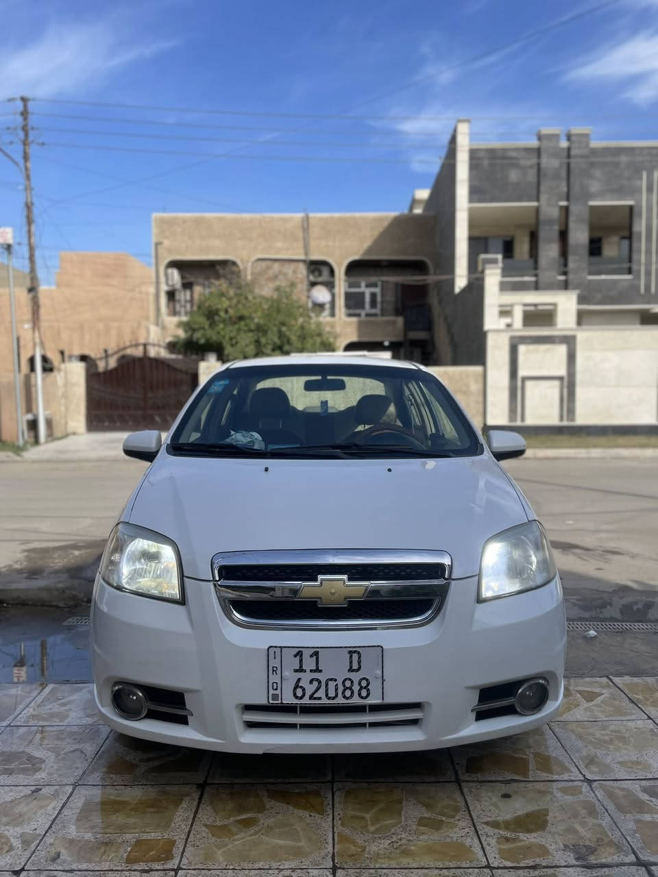 السلام عليكم
     للبيع افيو  :2011: خليجي الشركة العامة 
     رقم بغداد الجديد + هزه جديده + سنويه نافذه 2030 
 بيها صبغ كما موضح في الصوره نصف  الباب 
محرك {1500} مفتوح
تبريد ثلج 
حالة المحرك ممتازه لا تبخير ولا تنقيص
ويل كب
دوشمه كشنات درجه اولى
دوشمه ارضيات
شاشه 
كامره خلفيه
السعر / 78 وبيها مجال 
العنوان بغداد / الغزالية 
رقم الهاتف / ***********
