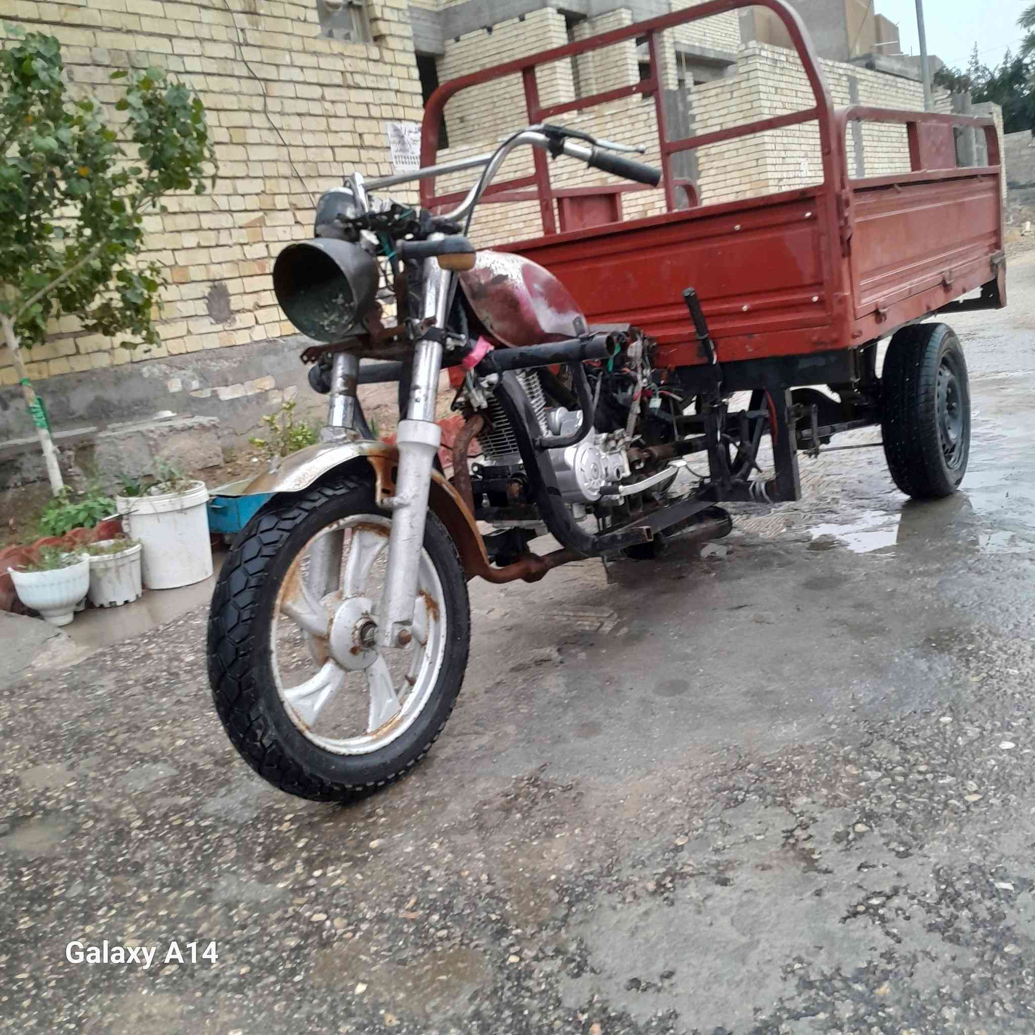 سلام عليكم ستوتة جمرة للبيع بية محرك ٢٥ ضايعه اوراقه اكفلة من سرقه او ايشي مكان  كربلاء لبوبيات سعر ٧٥٠ وبية مجال للشراي ***********
