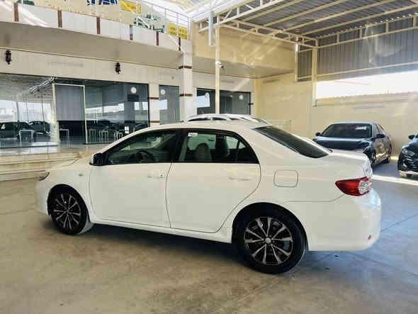 تويوتا كرولا  موديل2012 كير توماتيك خليجي مكينه 16  سياره ره ش پوش. له سه ر ساخه ي  پارچه ره ش جاملغه كي صوبغه بئ داخل هيجي نيه به شه رت بئ ليدان. غرامة (13)$ورقة 1780 هه زار غرامه ي له سه ره.لي ده بري پيش پاش كبس  بئ  ليدان   بئ ايرباگ   كير و مكينه و تبريد هه مووي به شه رت   سعر 109$ورقة و مجال  شوين  بردرش پيشانگاي هاورئ    رقم موبايل. ***********
