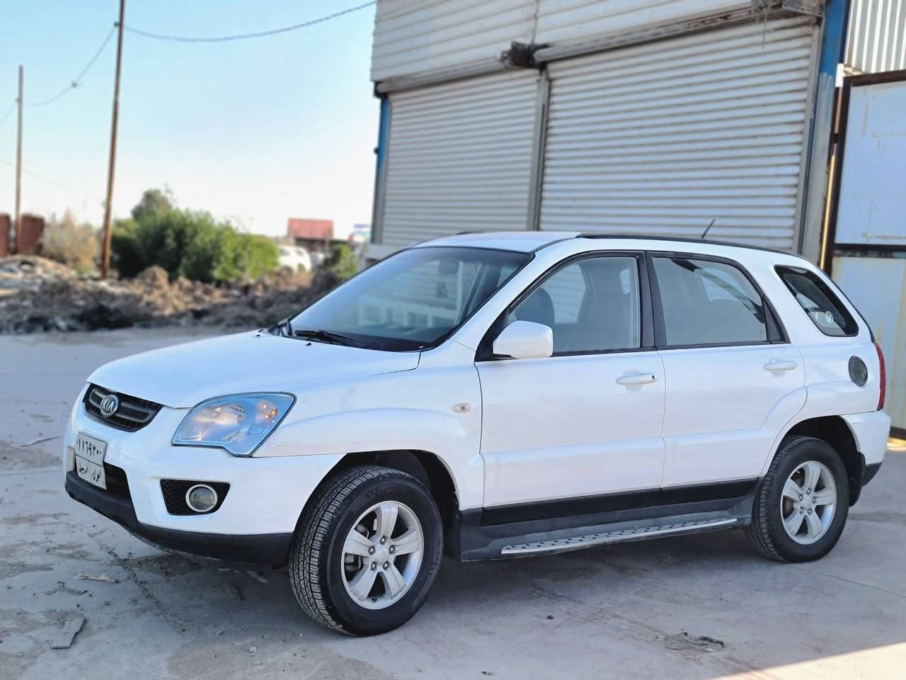 يالله السلام عليكم للبيع كيه سبورتج موديل 2009 خليجي سياره جديده وجاهزه عل اخير مال جناي مكينه كير حداديه تخم تاير كله جديد بيه صبغ بنيد ولباقي كفاله  السعر 107 وبيه مجال المكان بابل الهاشميه الرقم ***********
