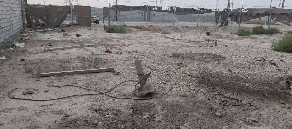 قطعه ارض 200 متر للبيع 
في مجمع الخزاعل خلف مجمع حيدر الحاج هندي 
كافه الخدمات تبليط اناره ماء مولده 
للتواصل ***********
