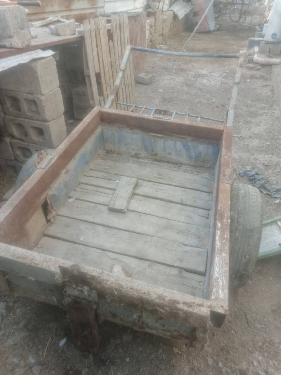 عربانه للبيع يرادله بس تاير القرنه نعيم 
الاستفسار ***********
