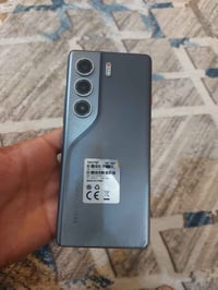 كامون 40 برو 5G • مكفول • مع كفرين