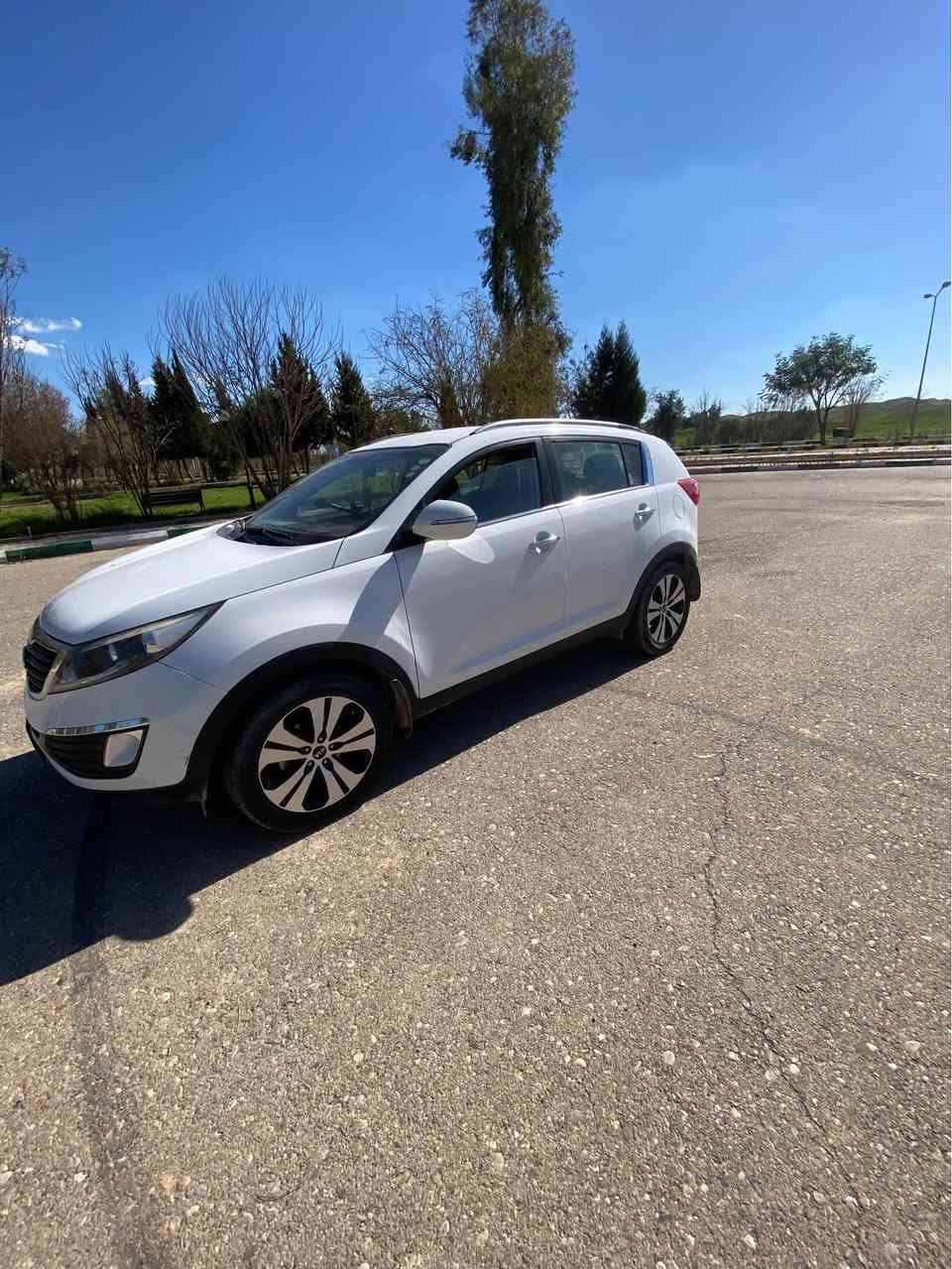 کیای سپۆرتاج 2011 گێرو مەکینە کەپس سەیارەیەکی تا بڵێی پاکە هیچی پێوە نیە سعرەکەشی ١٤٥ معامەلەشی تێدایە  شوێن سەرقەڵا.بۆ زانیاری زیاتر پەیوەندی بەم ژمارەوە  بکەن *********** كيفري, ديالى
