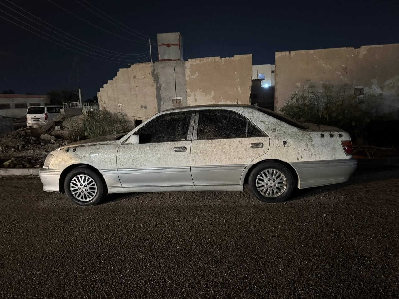 السلام عليكم لل بيع فقط ملكه ادوات مكصوص محرك vvtڤتتي دكمتين برده خلفيه صدر جديد تخم تاير جديد كير محرك صدر شرط تبريد تدفئه كلو شرط سياره ماناقصه شي السعر 39وبيها مجال لل شراي مكاني بيجي***********
