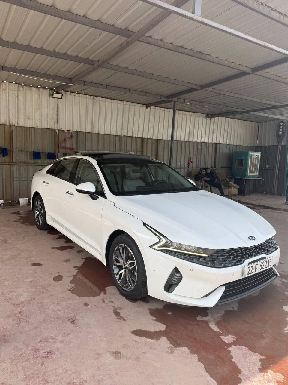 السلام عليكم

كي فايف موديل 2021للبيع خليجي مكفوله فقط بارد بيها 
رقم اربيل باسمي تحويل ثاني يوم هزه و سنويه كله جديد ماشيه 60 السياره كلشي بيها على وضع الشركه وبلادي 

فول مواصفات 1/1

المواصفات : 

بصمه تشغيل + ابواب + صندوق 

تشغيل عن بعد

ترحيب 

شاشه كبيره

ابل كار بلي + اندرويد اوتو

كامره دواره 

كامره تسجيل

كشنات جلد

كشنات كهرباء 

صندوق ذكي 

لد امامي+لد خلفي

وبقيه المواصفات المعروفه

السياره جديده وجاهزه من كلشي

السعر : 188

الموقع : بغداد - الزعفرانية

***********
