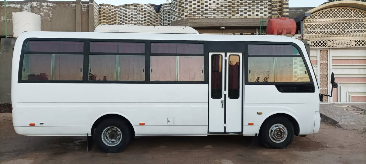 السلام عليكم باصJAC  للبيع موديل 2014 معامله جاهزه للتسجيل كبل للمرور سياره كفاله بلاديه مكينه وكير واكسل كفاله على بلاده برغي ما مفتوح بيه دواخل نضيفه جدا عله بلاده جديده تبريد شغال ثلج كهربائيات كله على بلاده التفاصيل أكثر اتصال على الرقم  ***********
