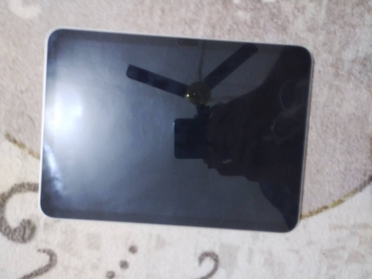 ايباد 11 جهاز نضيف بطارية 100/ فضافت جهاز 100/ كامل ملحقات ***********
