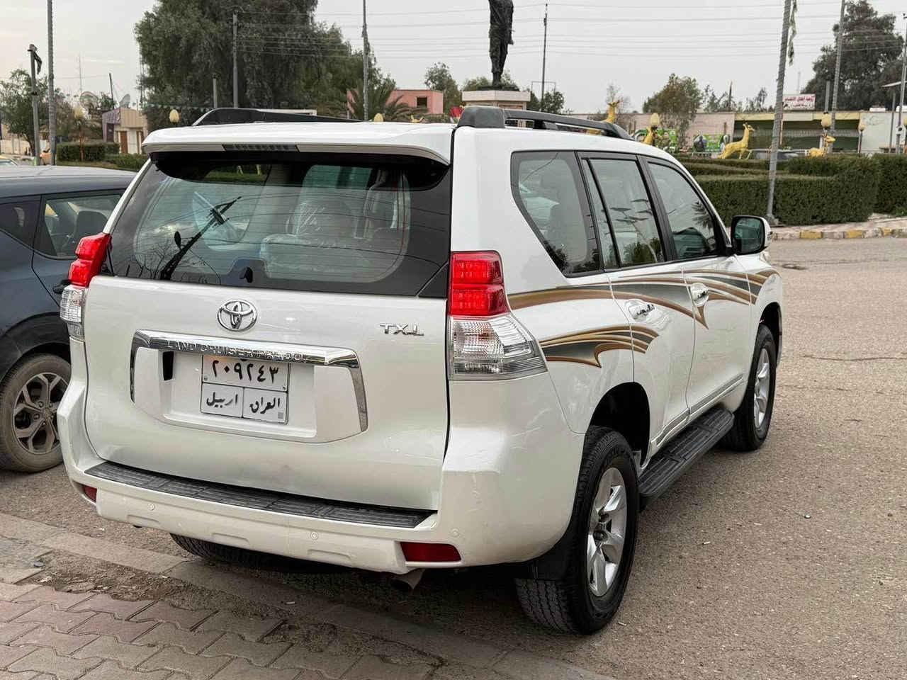 نوع السياره  تويوتا برادو 
موديل 2010
197km ماشيه
مواصفات معروفه 7 راكب
تبريد 3 قطعه ثلاجه
سياره مابي ضرر فقط ملاحضات / السونر مرفق 
محرك كير ممفتوح بشرط 
السعر 205$ بي مجال 
للاستفسار ***********
العنوان ديالى خانقين خناقين, ديالى
