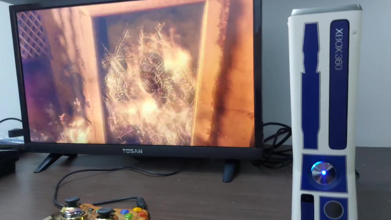 جهاز xbox 360 سلم نسخة star wars مهكر كامل محلقات و نظافة ٩٠% مثل ما مبين بالصور ما بي اي خلل او عطل يشتغل هارد و مخزن العاب فوك ٢٥٠ لعبة قويات و مال أطفال + مدخل الاقراص يتشغل و سحبه قوي 
السعر ١٥٠ الف 🔥🔥
متوفر توصيل لكافة المحافظات العراق 🇮🇶🇮🇶


**إذا كنت صاحب هذا الإعلان وتريد حذفه لأي سبب، رجاءا أرسل رسالة إلى الدعم الفني**