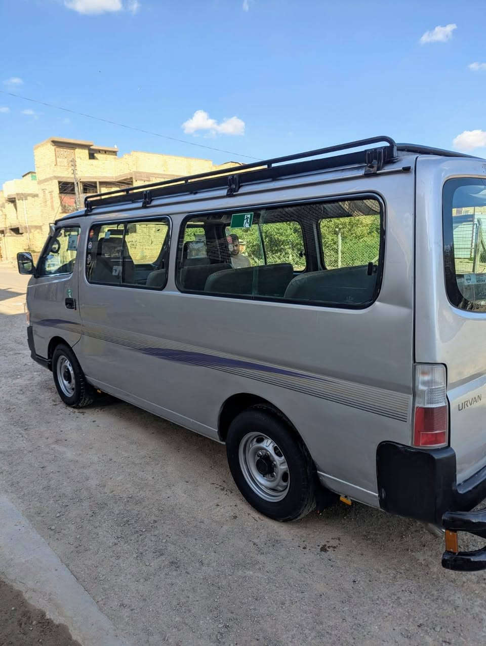 السلام عليكم نيسان موديل 9 رقم بغداد انكليزي تخم تاير كلج جديد متحرك تبريد ثلج منظومه كامله دوشمة عامه سيارة بسمي تحويل ثاني يوم مصفره غرامات هيئه بيه صبغ بلكصه شي قليل دواير معمره بلجنطه جوه بذيل اليسره رقم شاصي اول رقم نمسح سويتله شعار كمركي مذكور بسنوية السعر 112بيه مجال مكان بغداد   ***********
