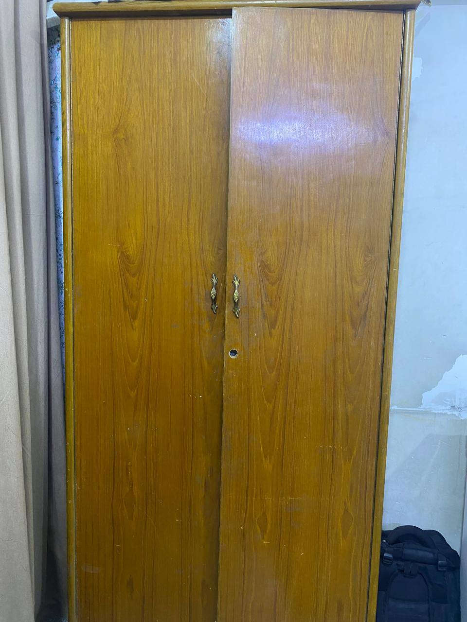 السلام عليكم...للبيع غرفة نوم نفر تتكون من جرباية وكومدي وكنتور السعر ٢٥٠ الف مكاني حي الجهاد
للاستفسار الاتصال على الماسنجر او على الرقم ***********
