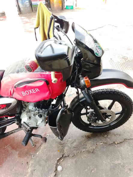 دراجة بوكسر مديل 22 نازله 23 مكينه خرسه  لا تنقيص لا تبخير )
(وراقه صوليات)    ستخدام شخصي 
مكاني بلديات  سعر 1450 بيه مجال. ***********
